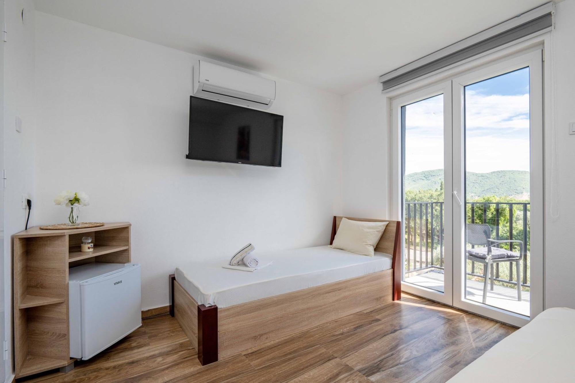 Sumice Inn Petrovac na moru Exterior foto
