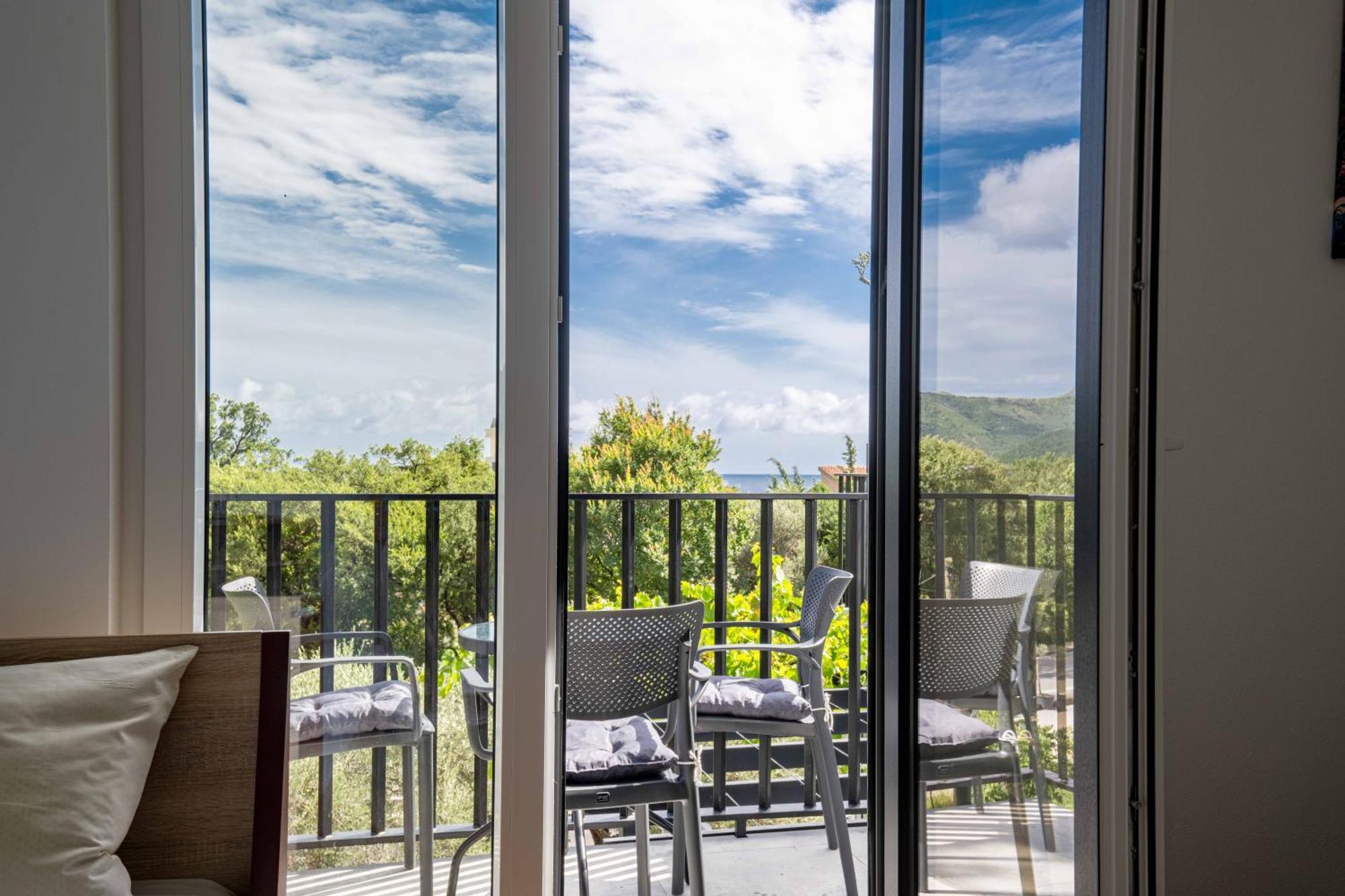 Sumice Inn Petrovac na moru Exterior foto