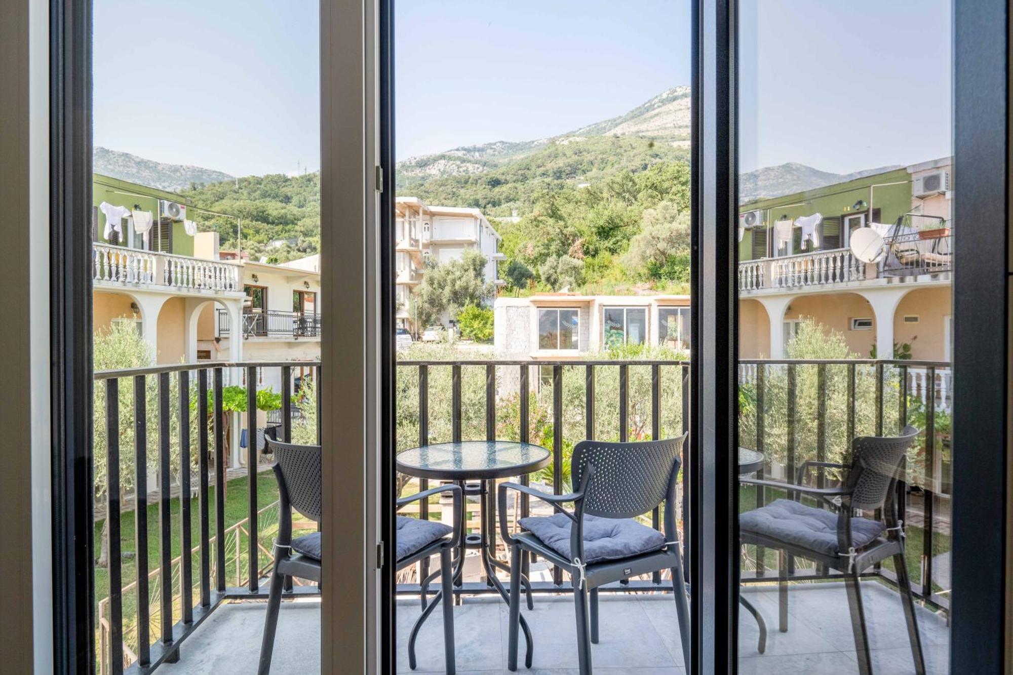 Sumice Inn Petrovac na moru Exterior foto